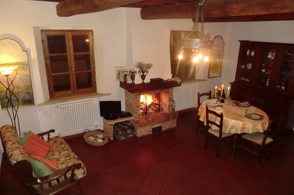 Agriturismo Podernuovo Asciano Kültér fotó