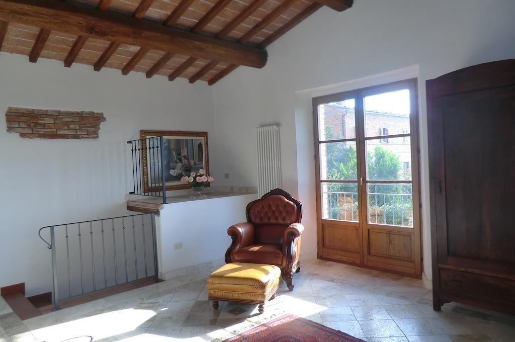 Agriturismo Podernuovo Asciano Szoba fotó