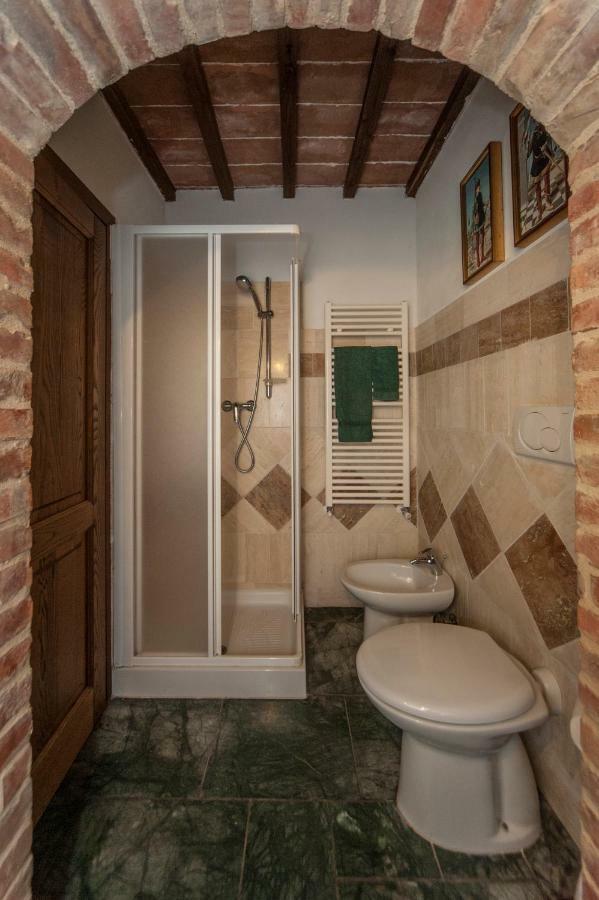 Agriturismo Podernuovo Asciano Kültér fotó